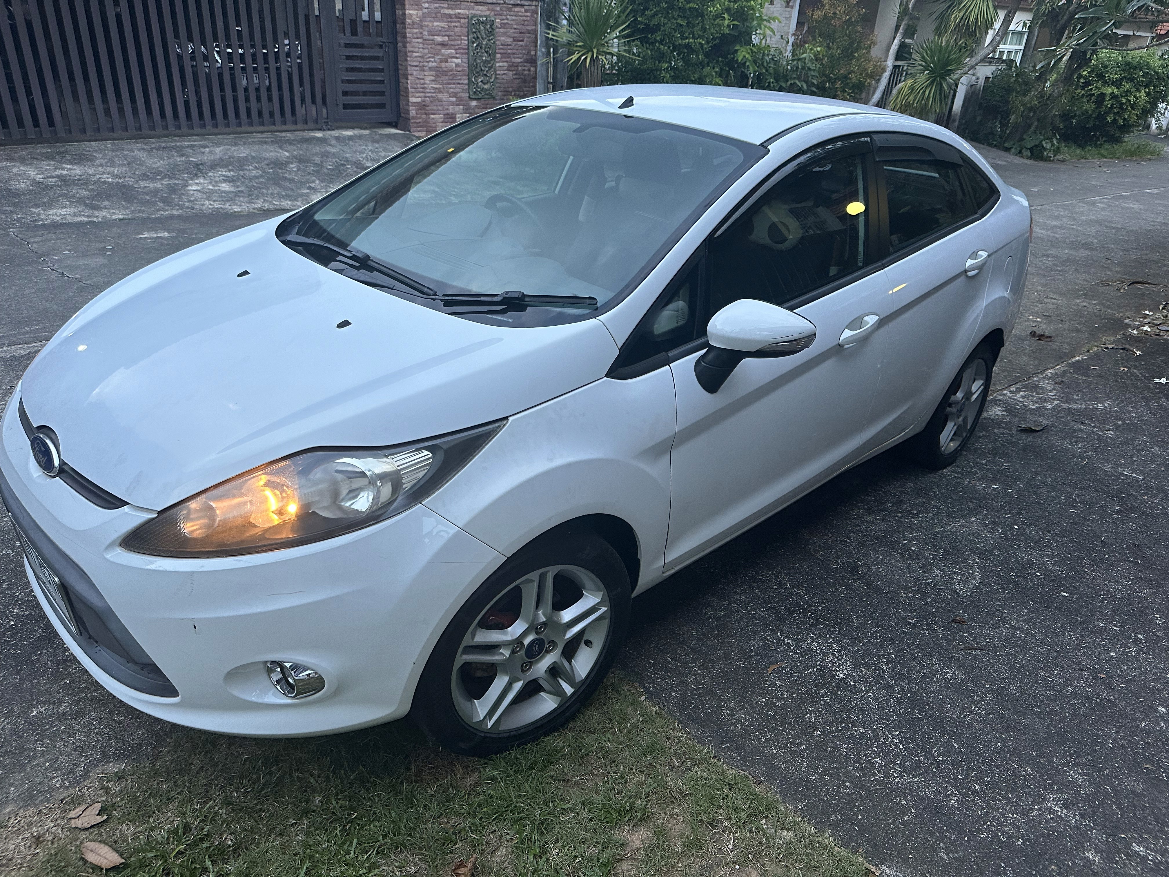 Ford Fiesta White Sedan