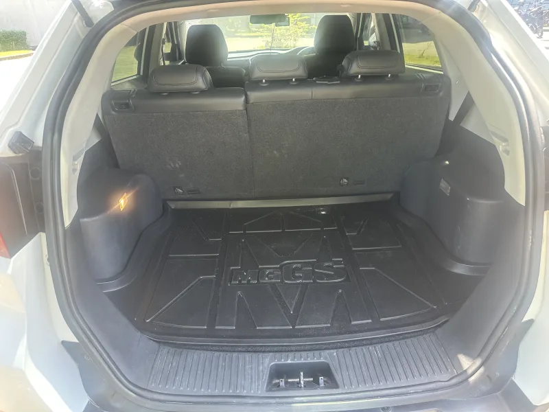 MG GS SUV X Sunroof Белый 2016