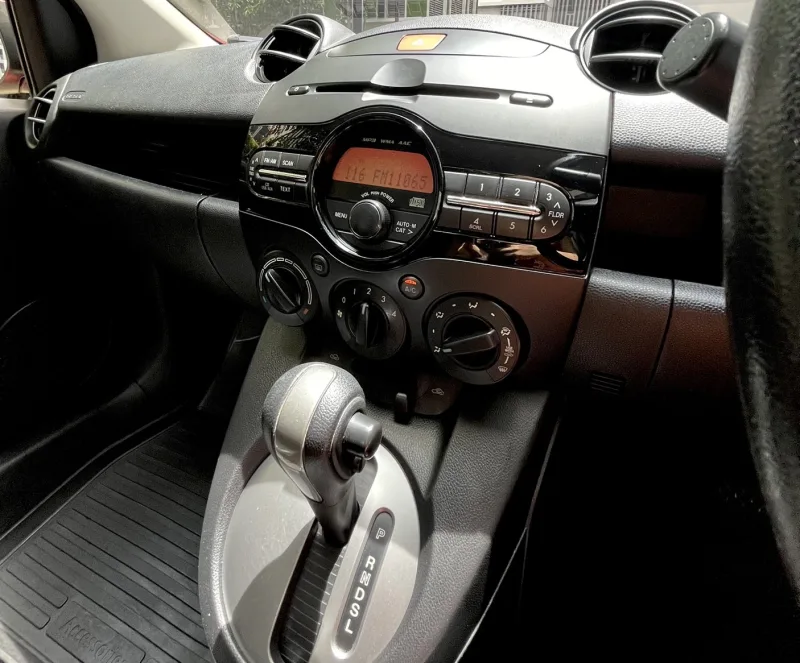 Mazda 2 red 2015