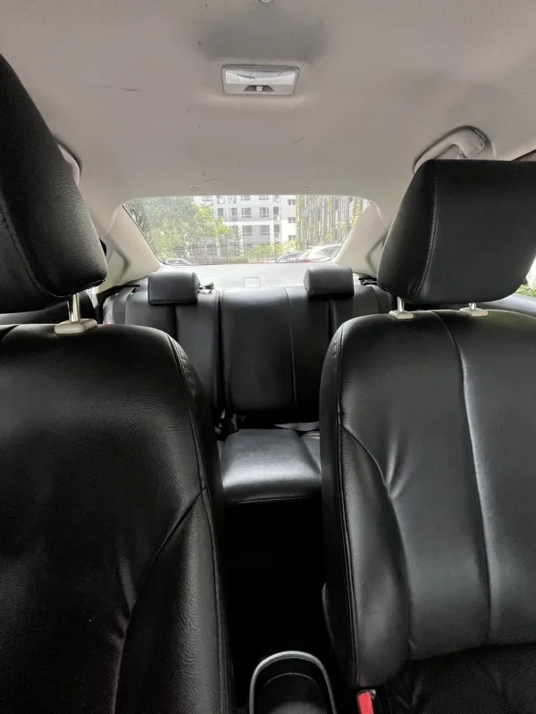 Mazda 2 red 2015