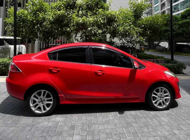 Mazda 2 red