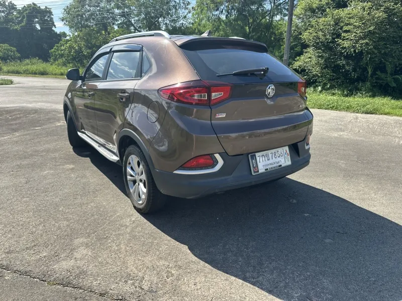 MG GS SUV X Sunroof