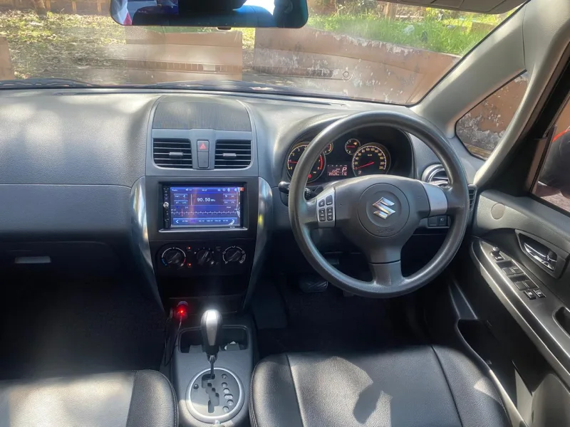 Mazda 2 sedan (+carplay) 2015