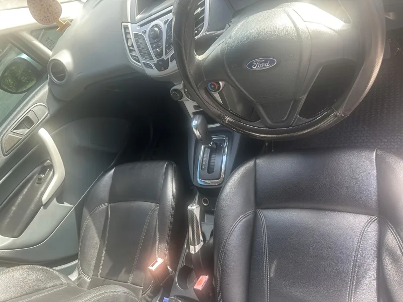 Ford Fiesta Hatchback 2015