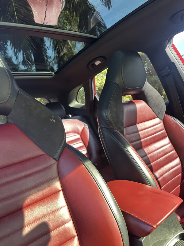 MG HS Sunroof X 2023 Премиальный Кроссовер
