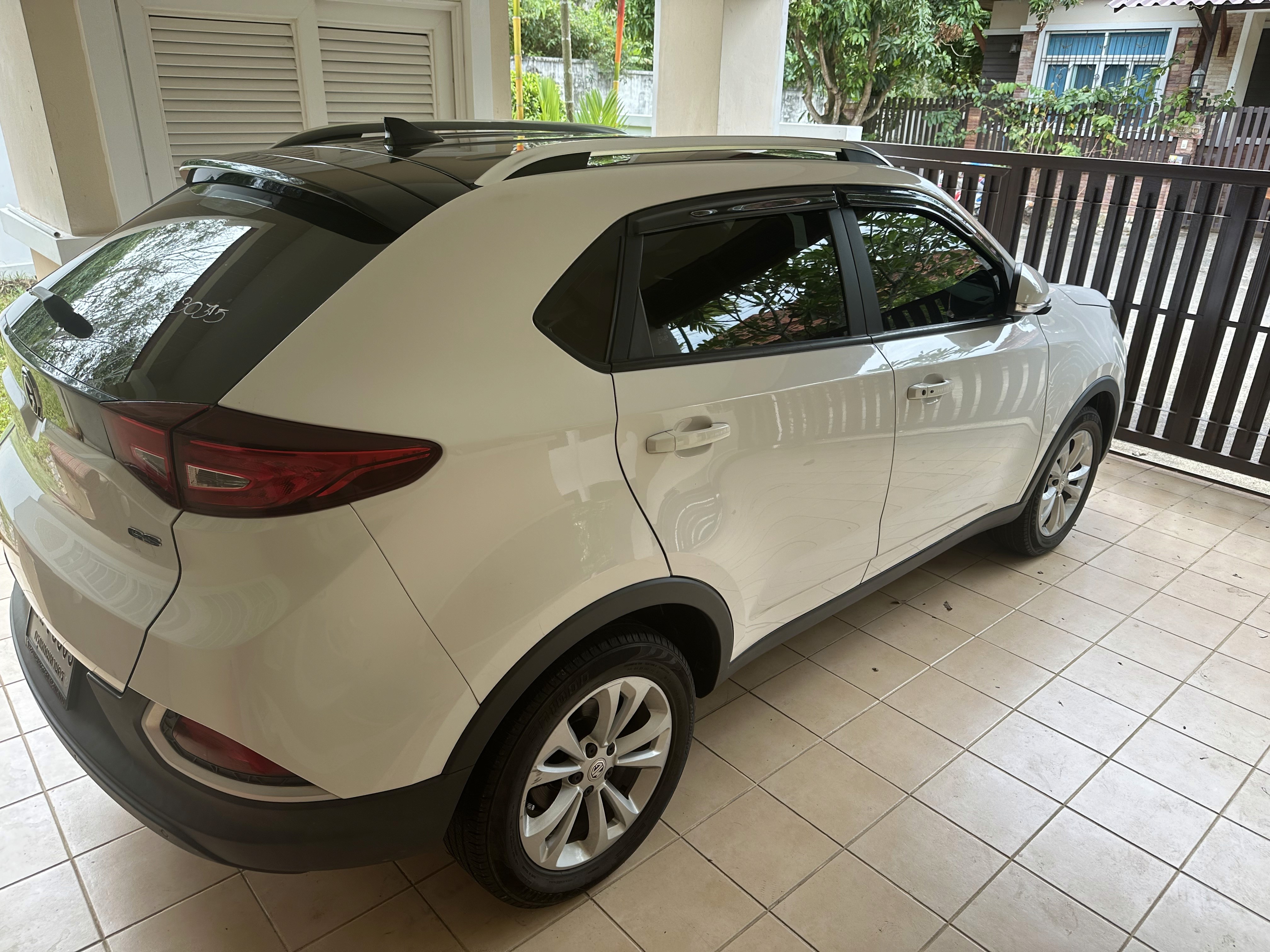 MG GS SUV X Sunroof Белый