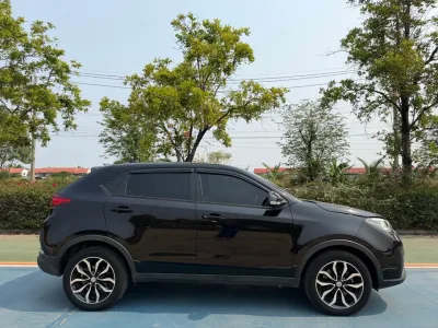 MG GS 2.0 Black 2019