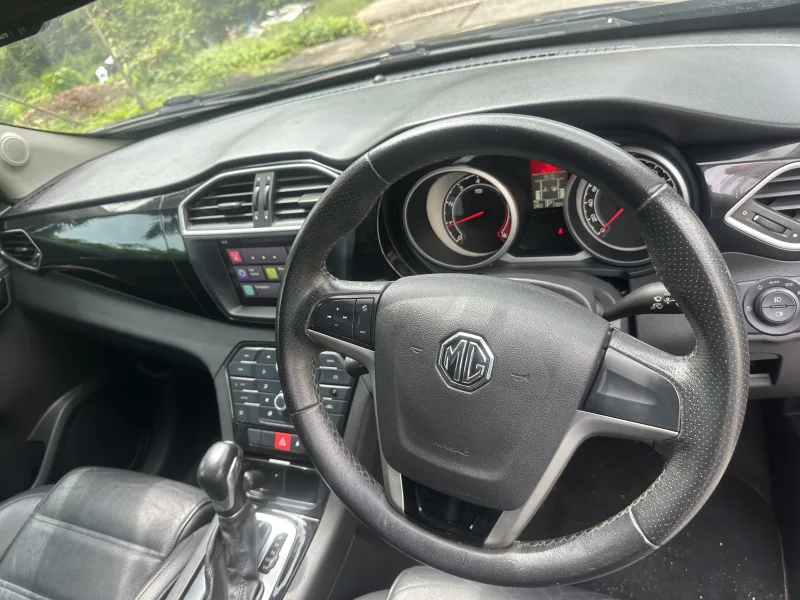 MG GS X SUV 2019